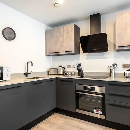 Stayzeni, Ouse Court Modern 2 Bed Flat Appartement *