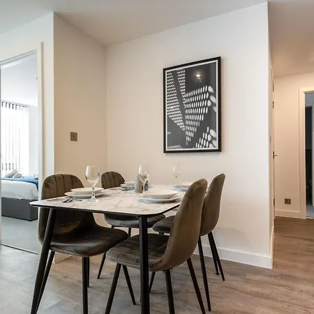 Appartement Stayzeni, Ouse Court Modern 2 Bed Flat *